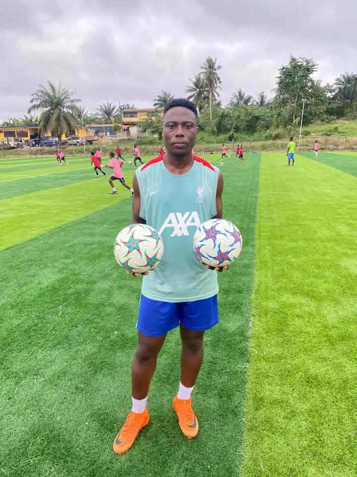 THANK YOU, CHRISTOPHER SUAPIM! Nsuaem Rainbow FC sincerely appreciates Christopher Suapim for donating two (2) footballs...
